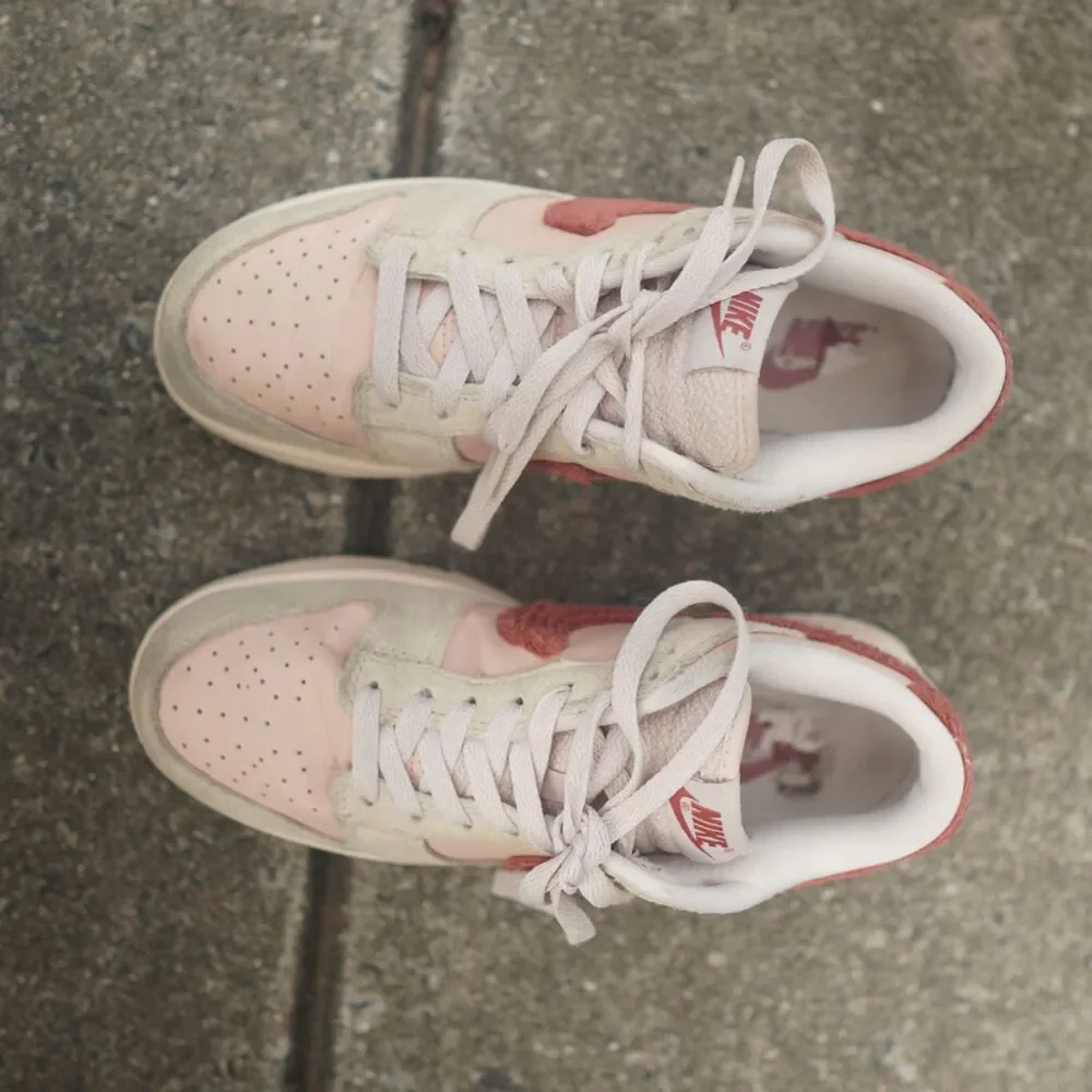 Nike Dunk Low SE Terry Swoosh Teddy Bear Shimmer Mars Stone DZ4706-200 W Size 7